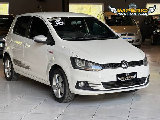 VOLKSWAGEN FOX 1.6 MI ROCK IN RIO 8V FLEX 4P MANUAL VOLKSWAGEN FOX 1.6 MI ROCK IN RIO 8V FLEX 4P MANUAL